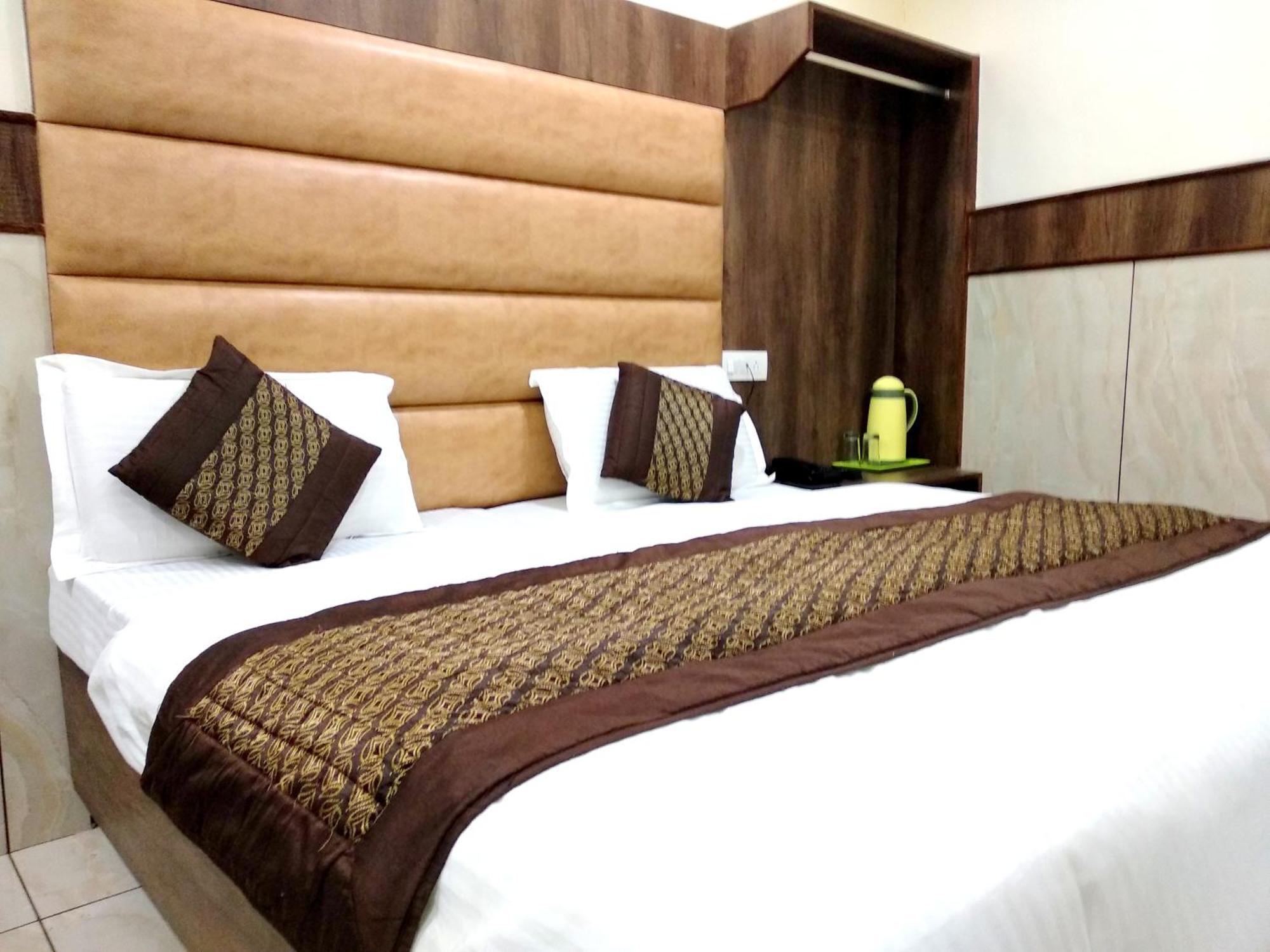 Hotel Raghunath Jammu Eksteriør billede